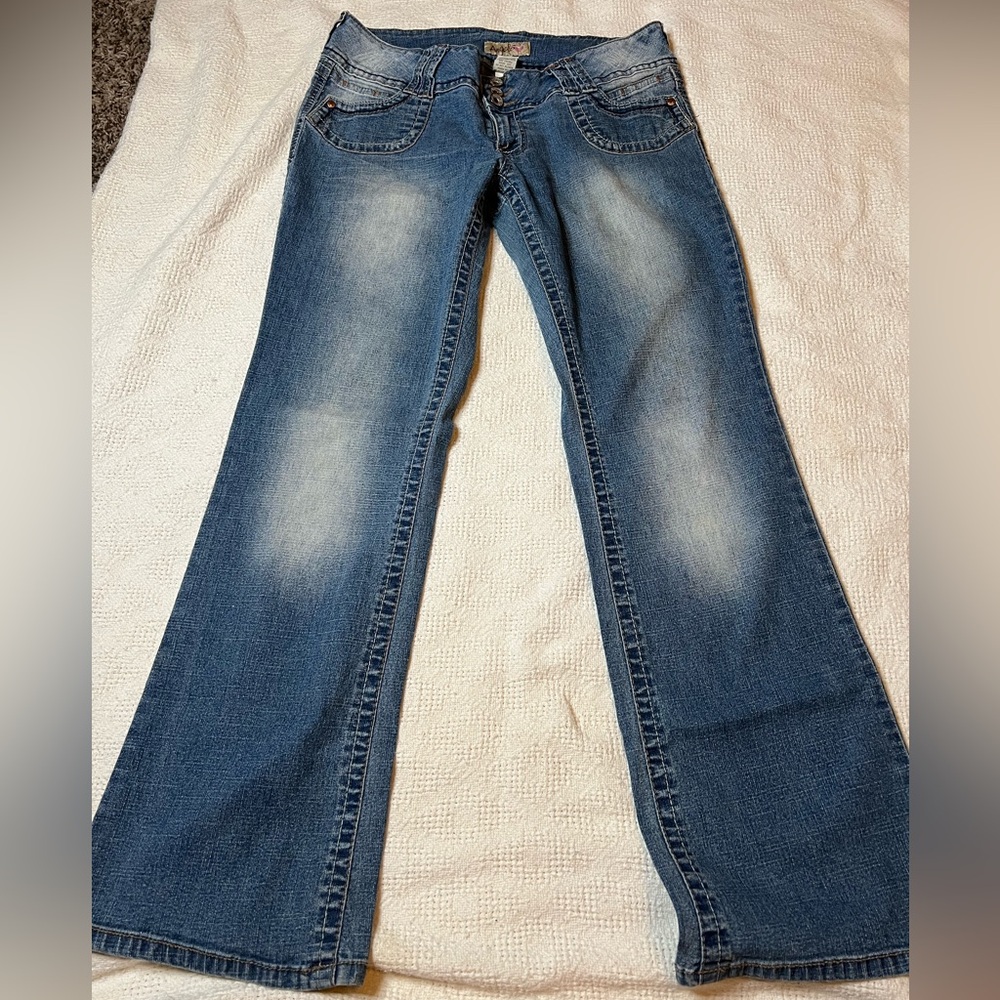 Light blue distressed junior jeans